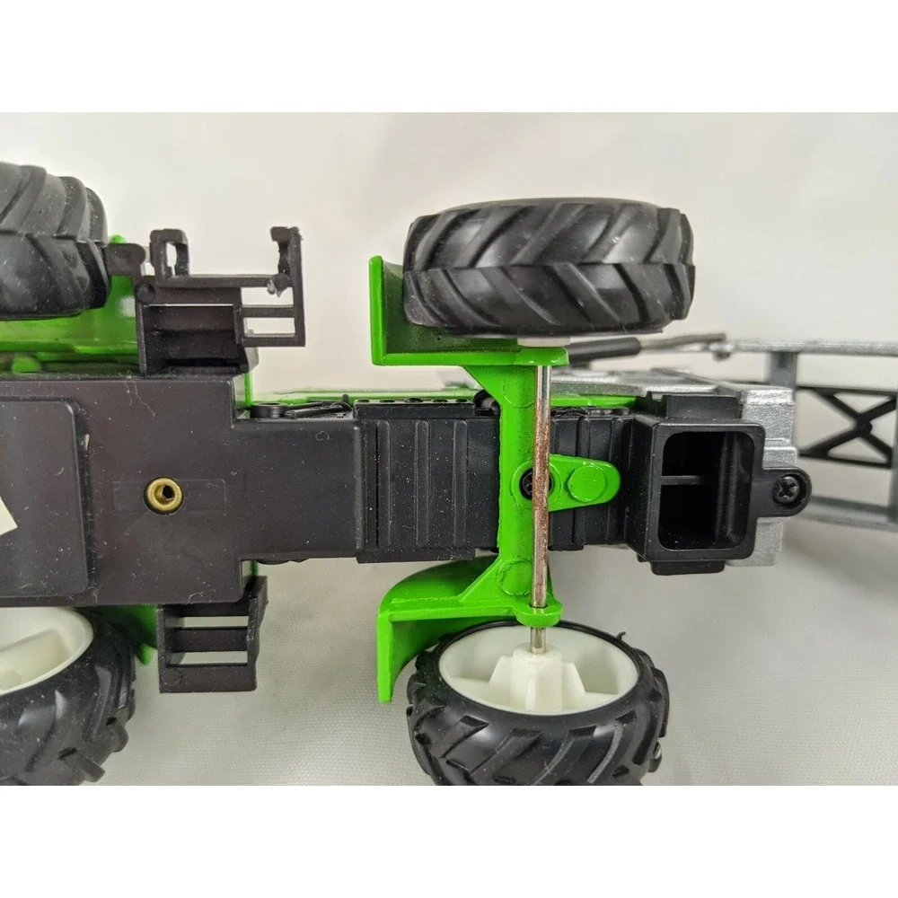 Ranch‎ 9000 GT Green Tractor Diecast Metal Friction Vehicle Toy 8.5 Inch Long